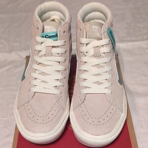 Vans ComfyCush Sk8-Hi in Beige and Blue